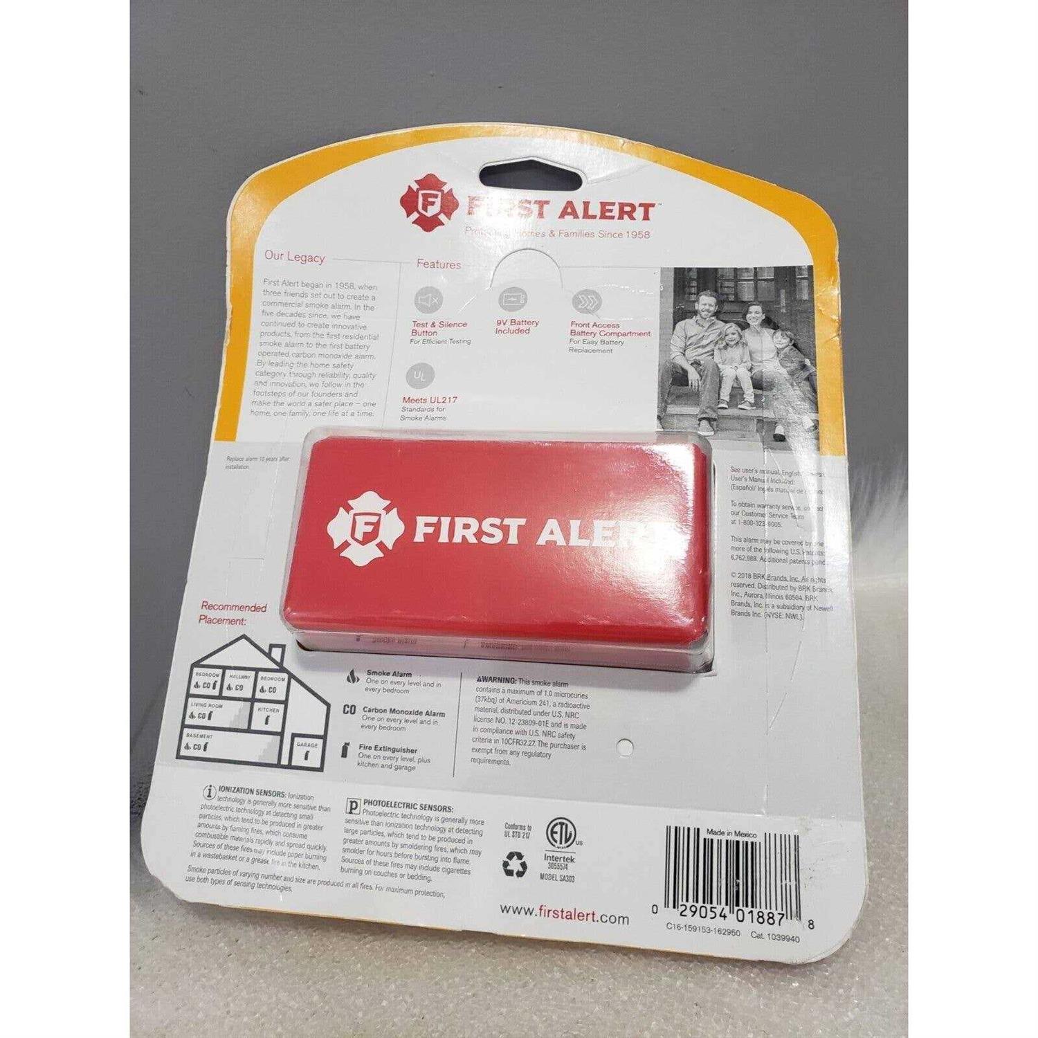 First Alert Sa303Cn4 Battery Powered Smoke Alarm with Silence Button