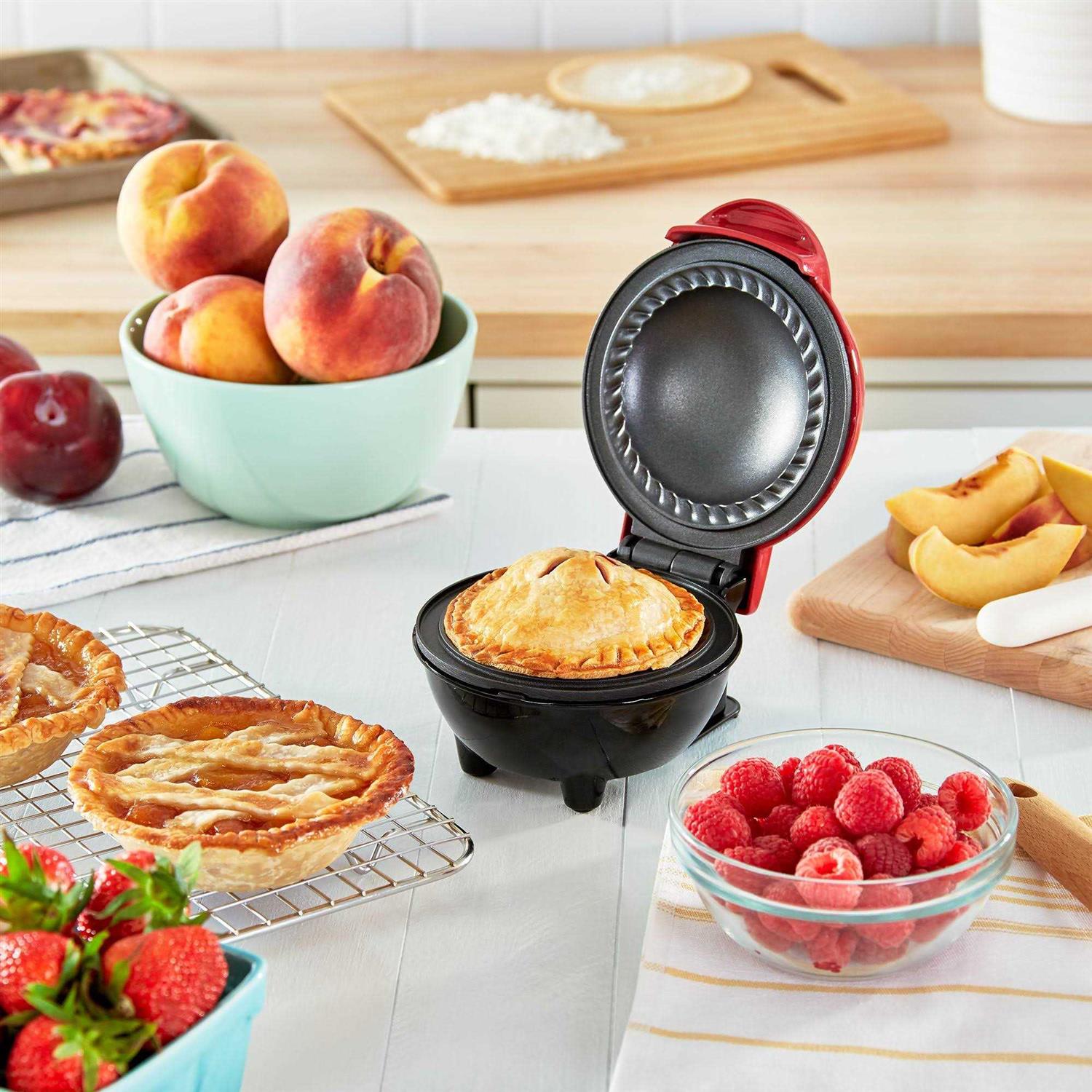 Dash Mini Pie Maker