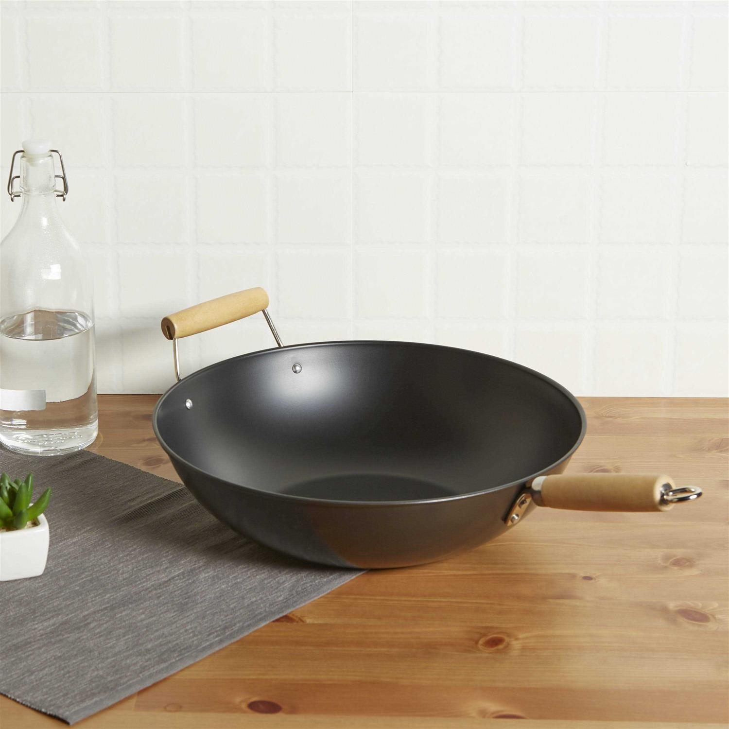 Mainstays 13.75 Non-Stick Wok