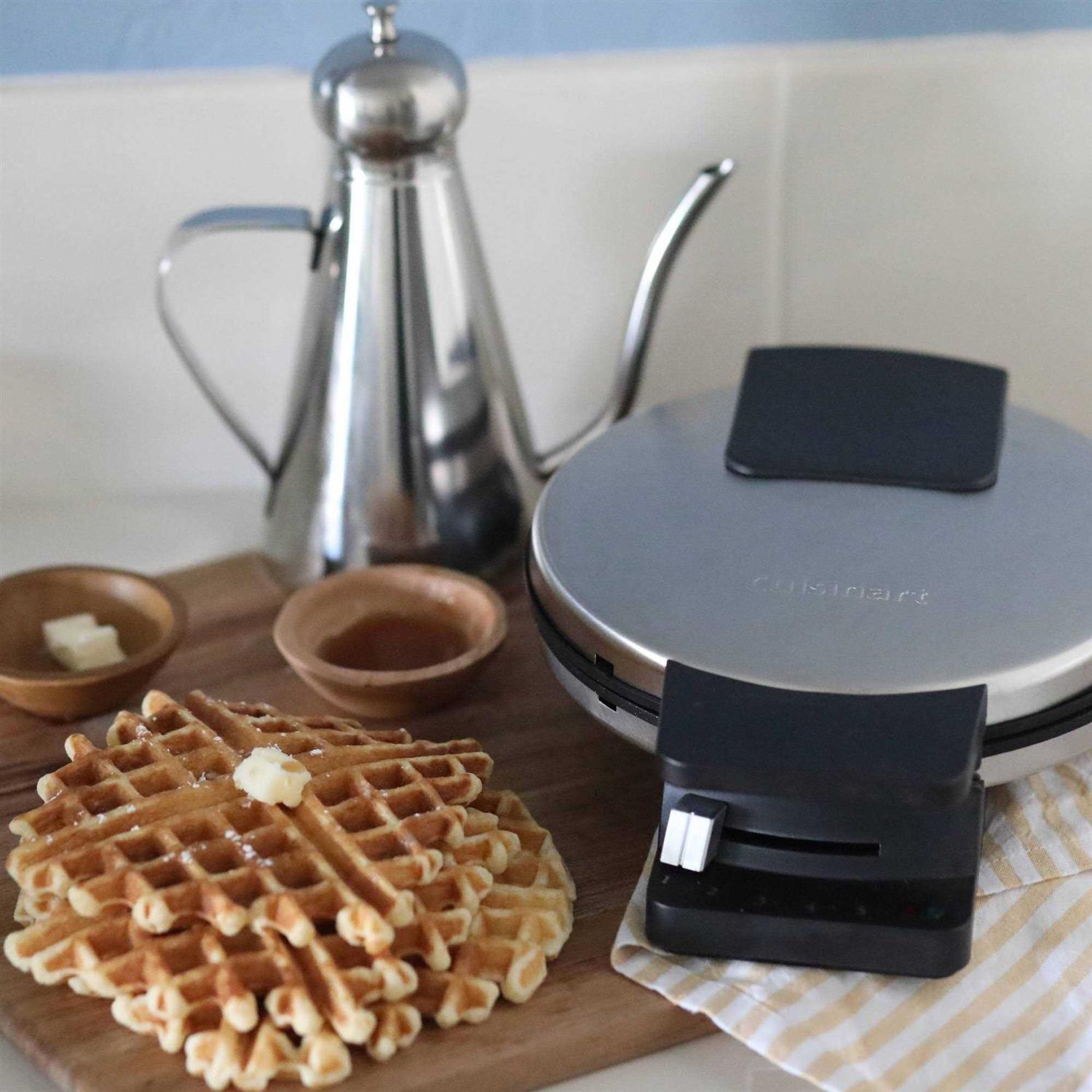 Cuisinart Classic Round Waffle Maker
