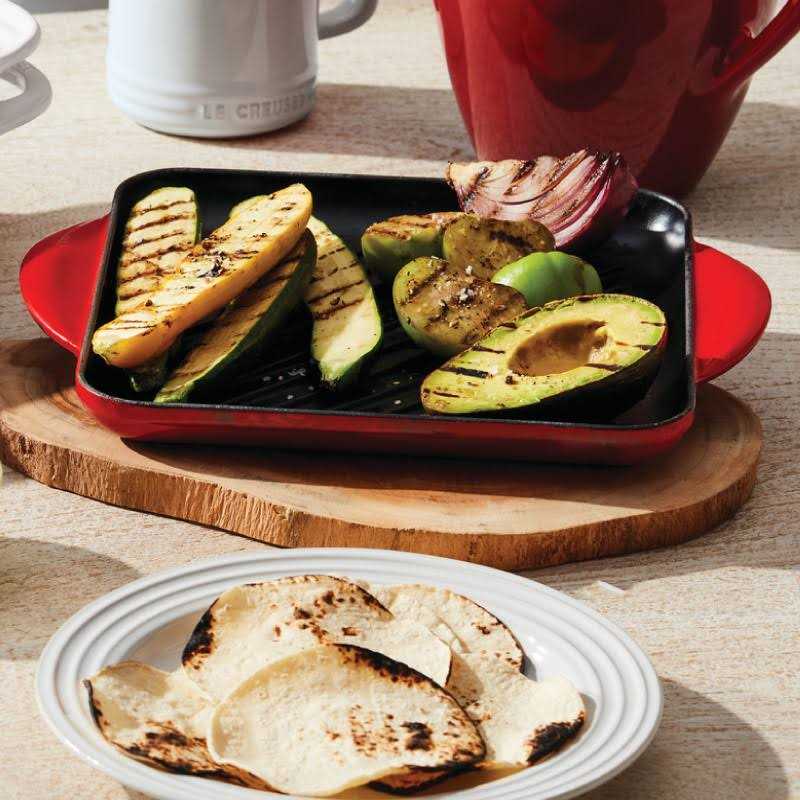 Le Creuset 9.5 Cast Iron Square Griddle Pan