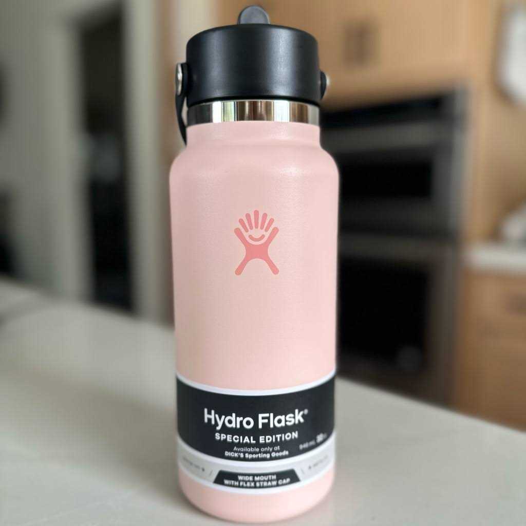 Hydro Flask 32 oz. Wide Mouth Bottle with Flex Straw Cap