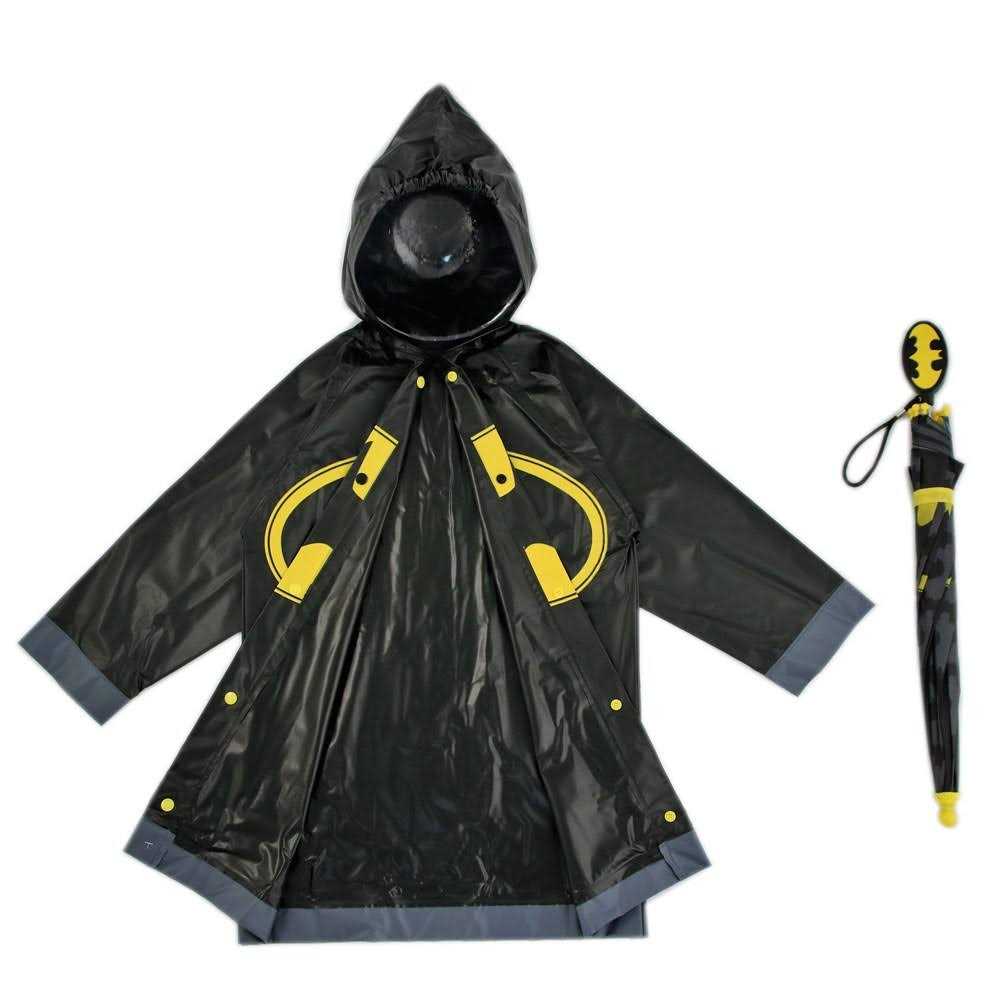 DC Comics Batman Boy’s Umbrella and Raincoat Set