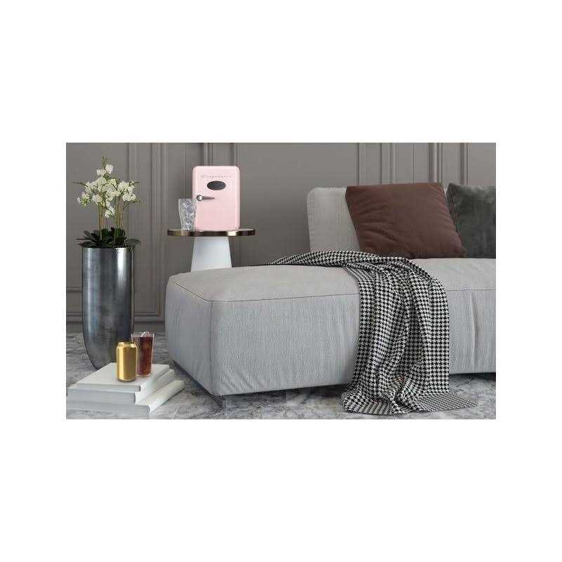 Frigidaire Mini Retro Beverage Fridge