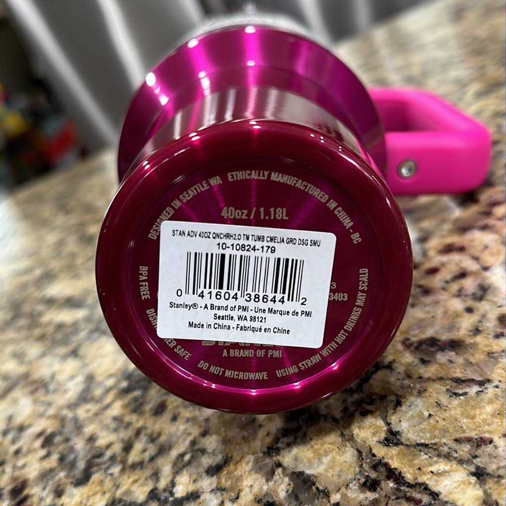 Stanley Dining Stanley 40oz Quencher H2.0 Flowstate Tumbler Gradient