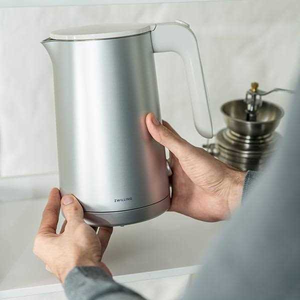ZWILLING Enfinigy Cool Touch 1-Liter Electric Kettle