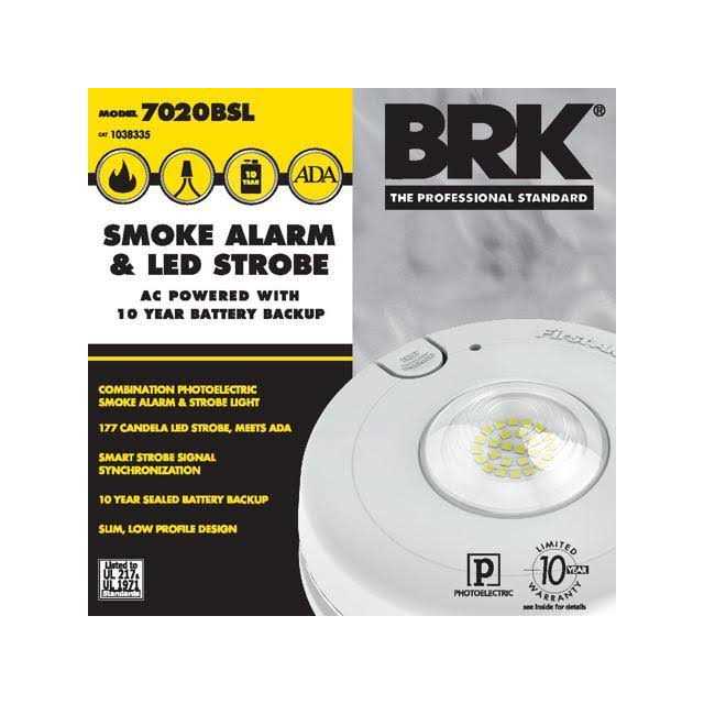 First Alert Photoelectric Smoke Alarm with Integrated Strobe Light 7010BSL