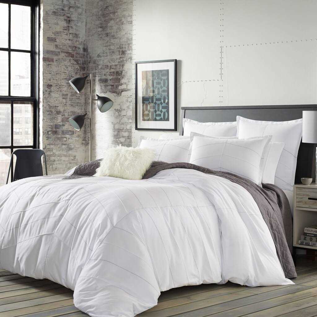 City Scene Courtney Comforter Set