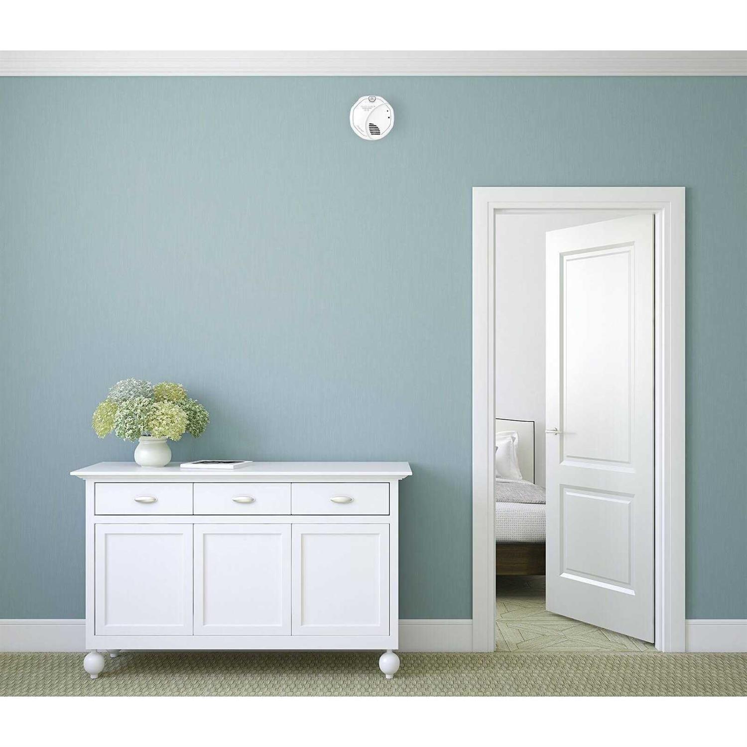 First Alert SC7010BV Photoelectric Smoke and Carbon Monoxide Alarm