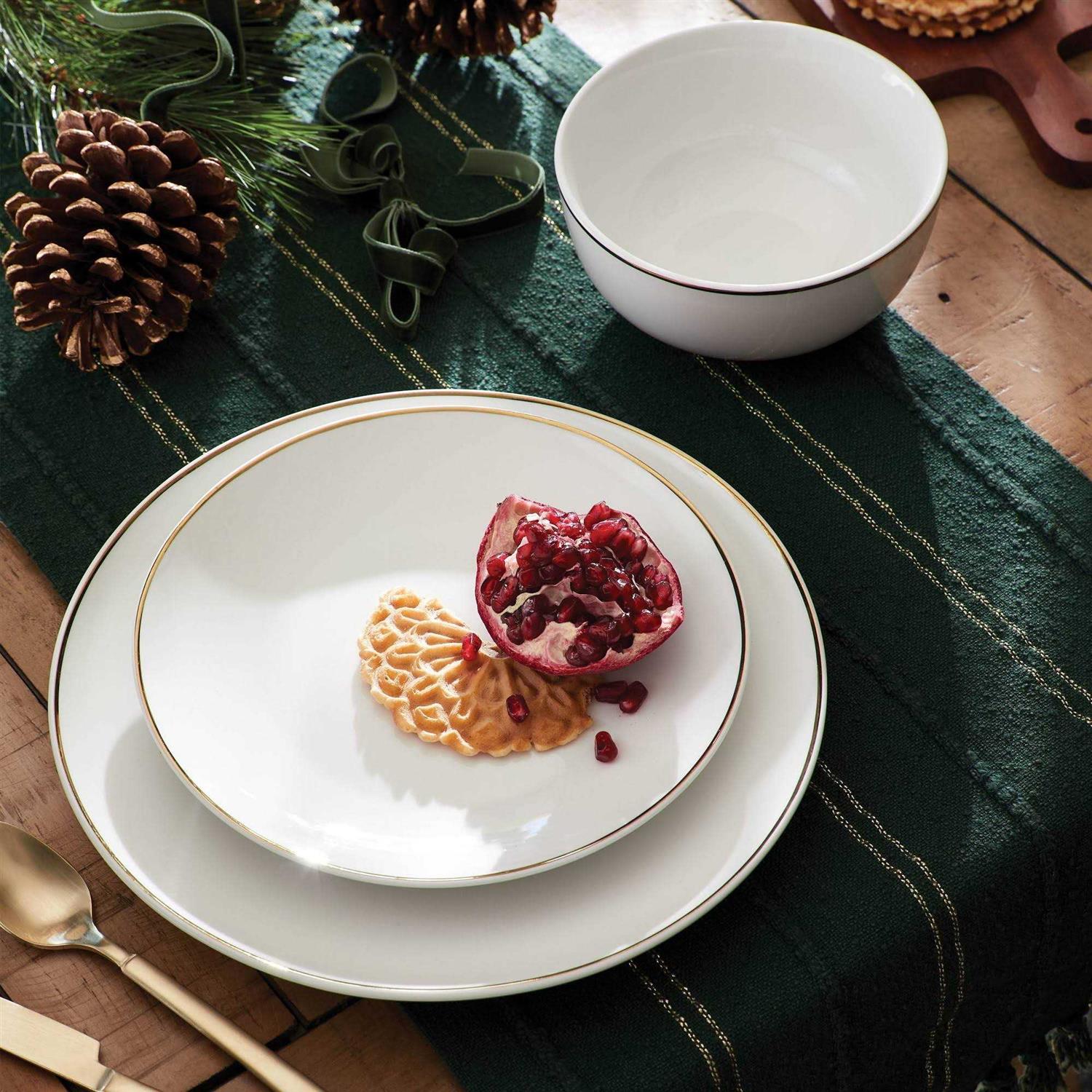 Threshold 12pc Christmas Dinnerware Set