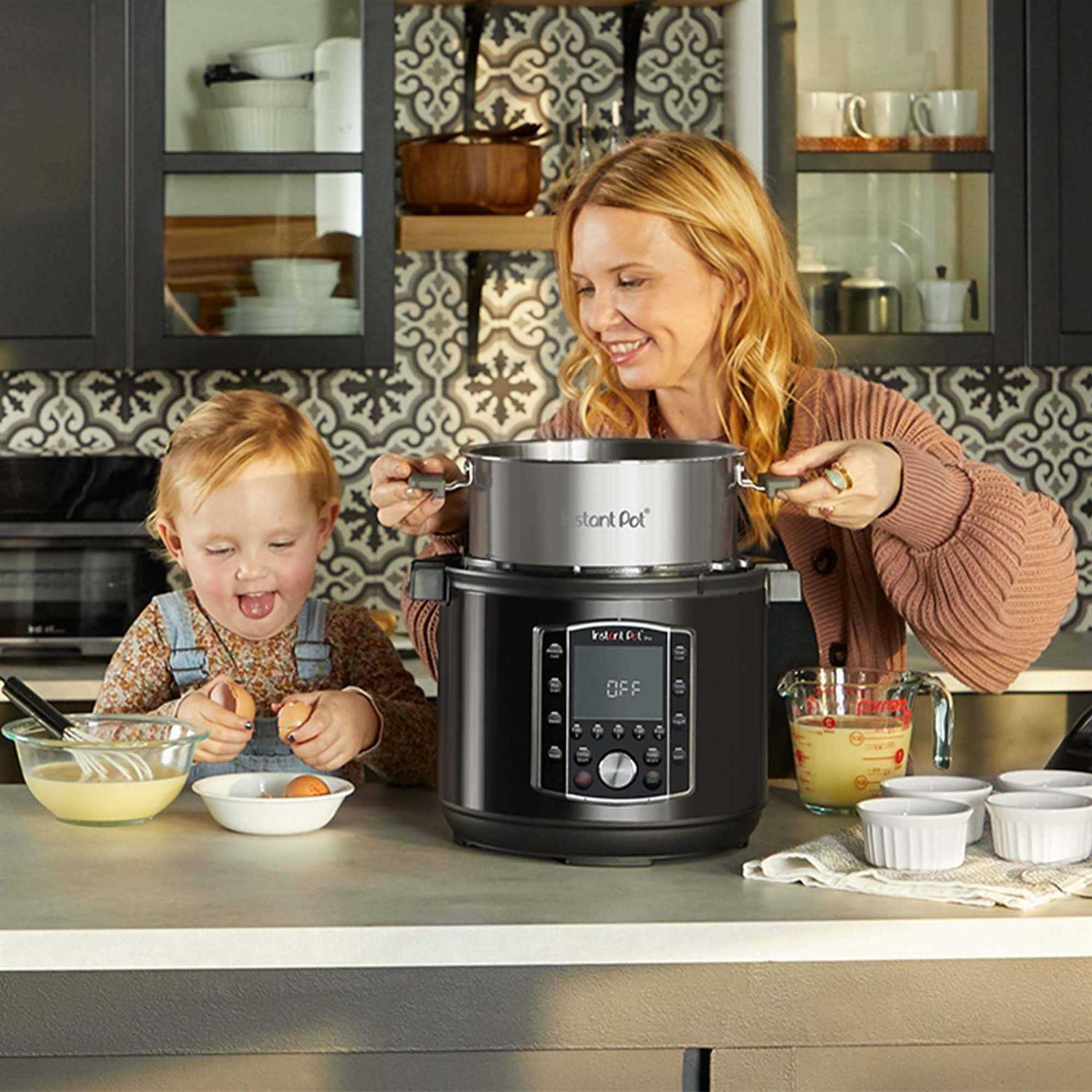 Instant Pot Pro Pressure Cooker