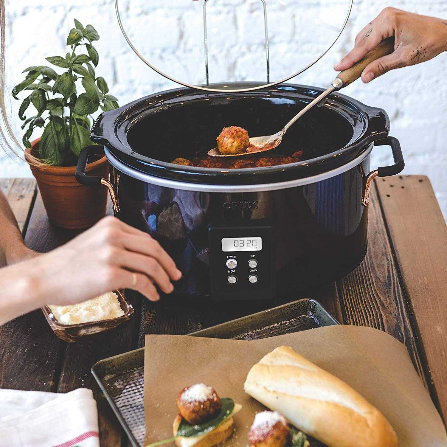Crux 6-qt. Programmable Slow Cooker