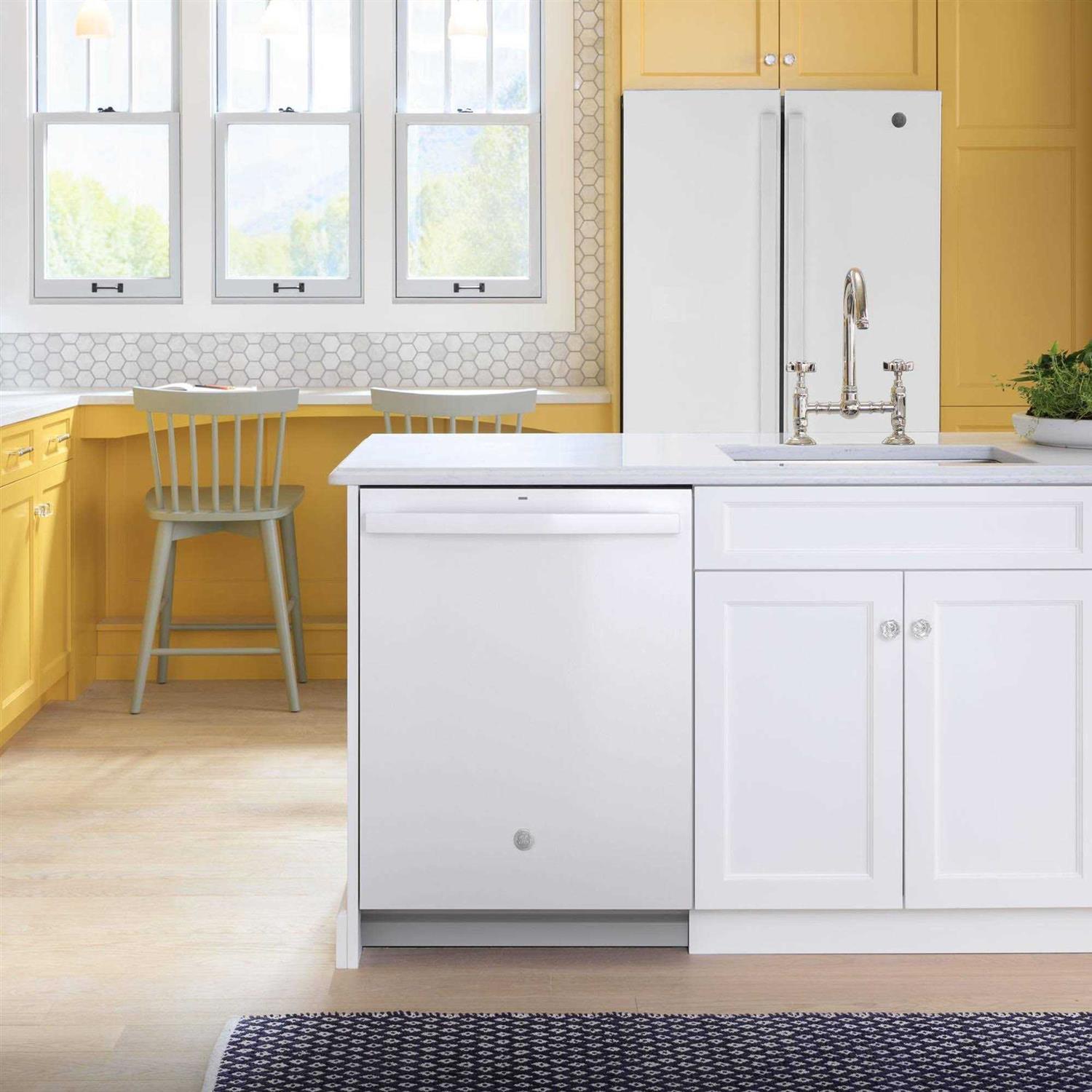 GE Appliances 24 Built-In Digital Control Dishwasher