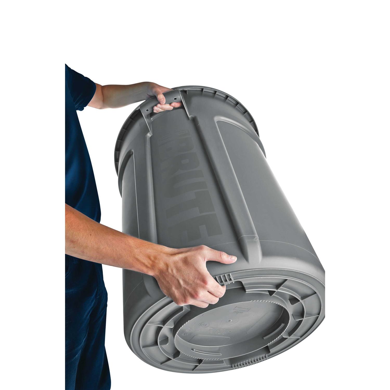 Rubbermaid Commercial Products BRUTE