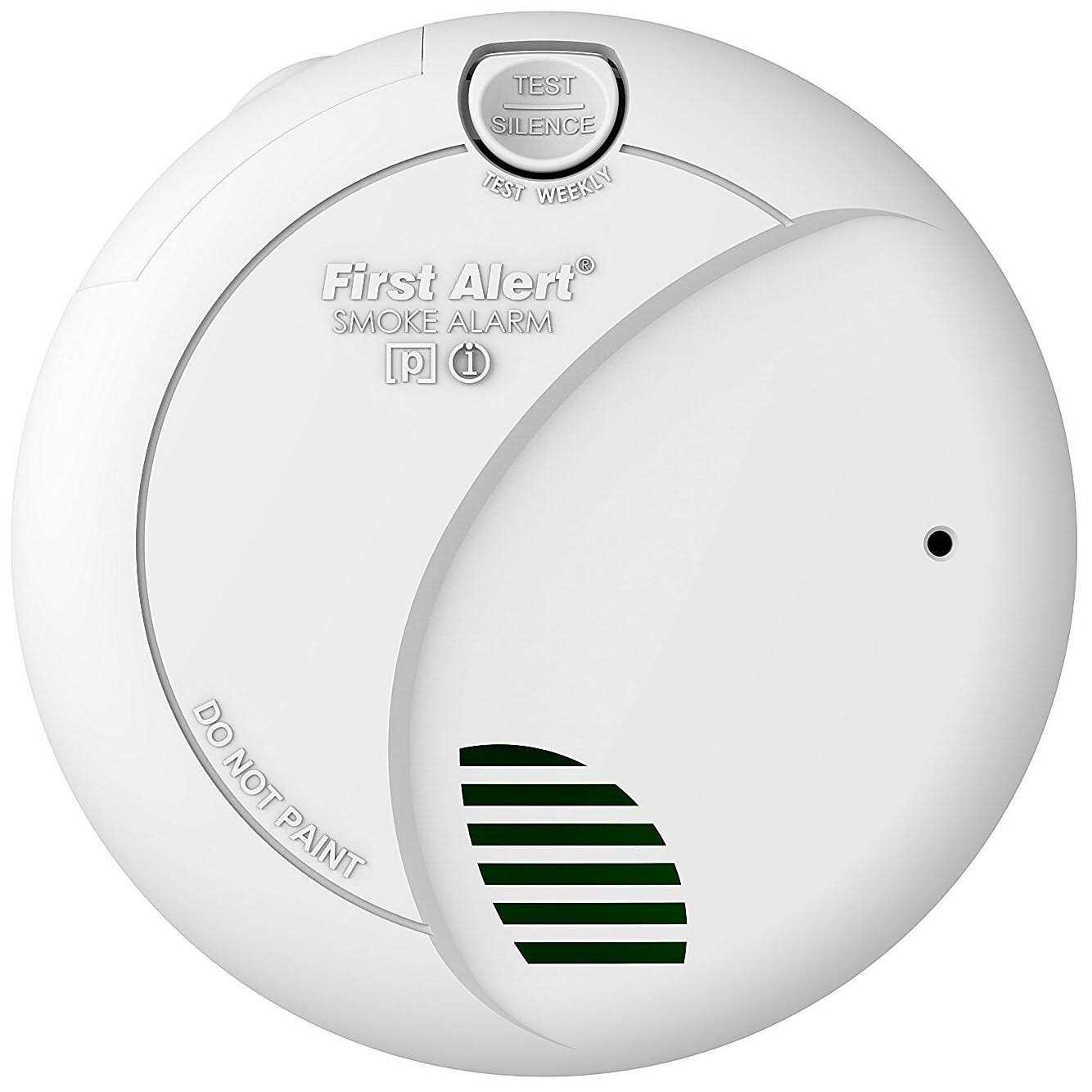 First Alert Photoelectric Smoke Alarm 7010B