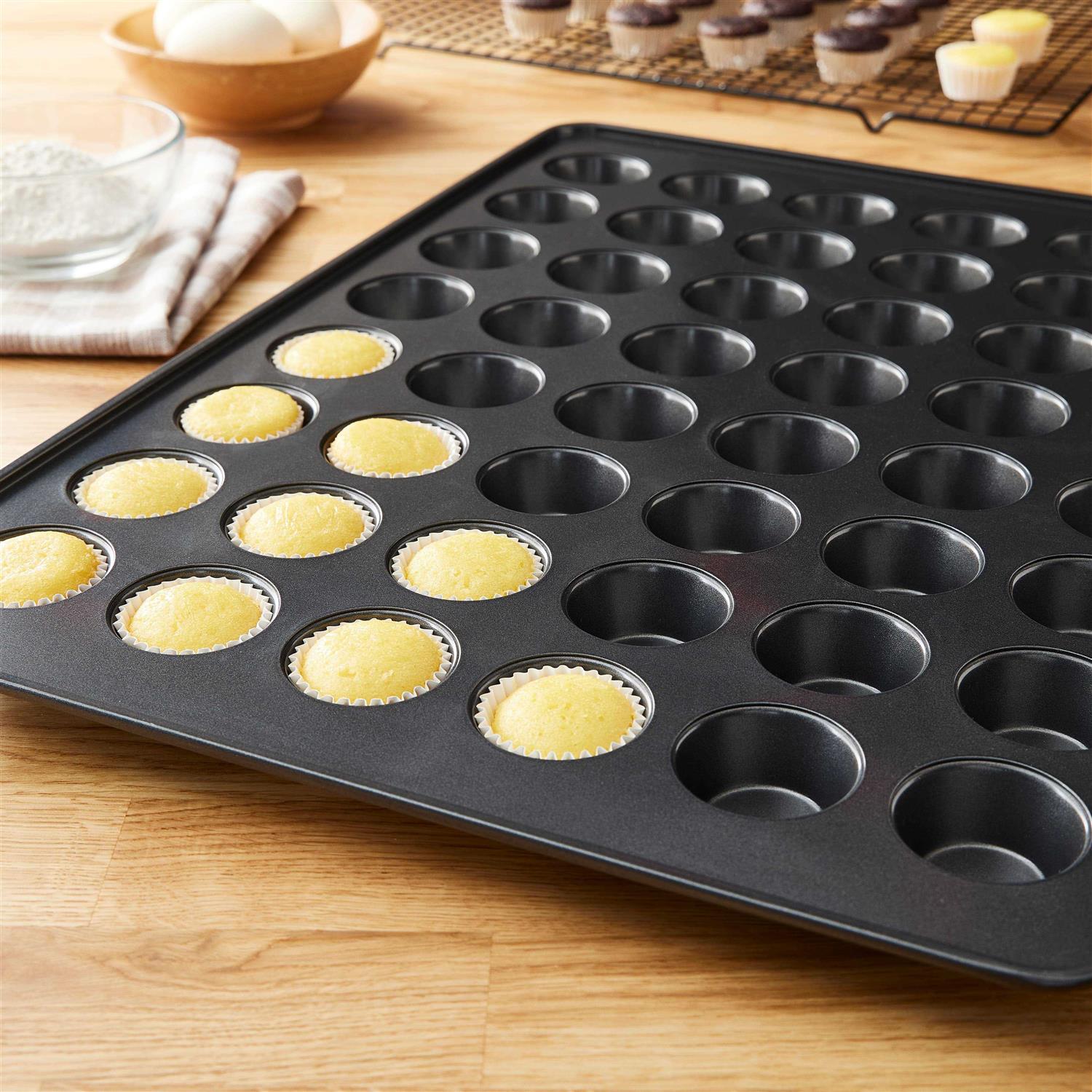 Wilton 48 Cavity Muffin Pan
