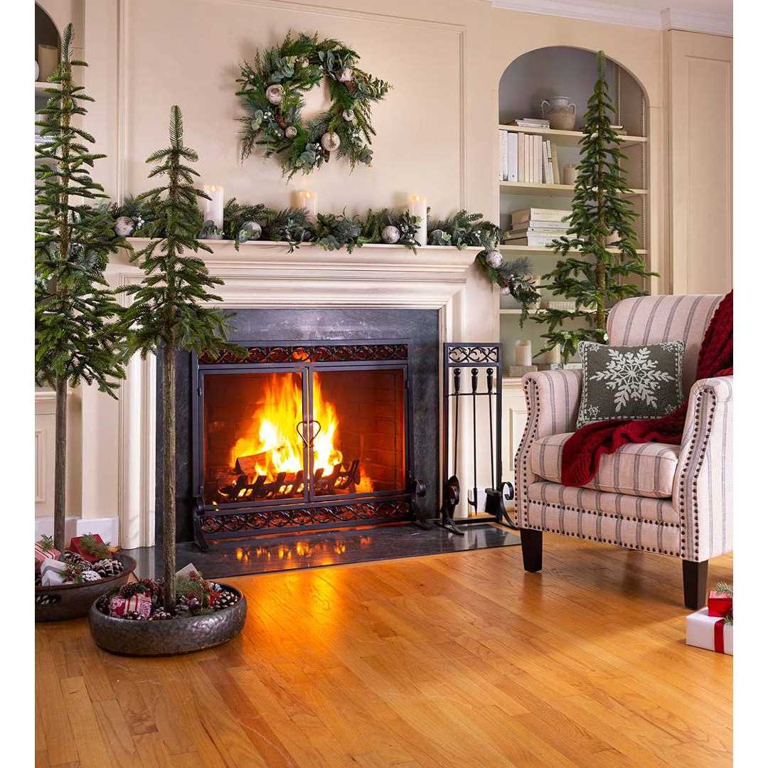 Plow & Hearth Small Cast Iron Scrollwork Fireplace Fire Screen with Doors