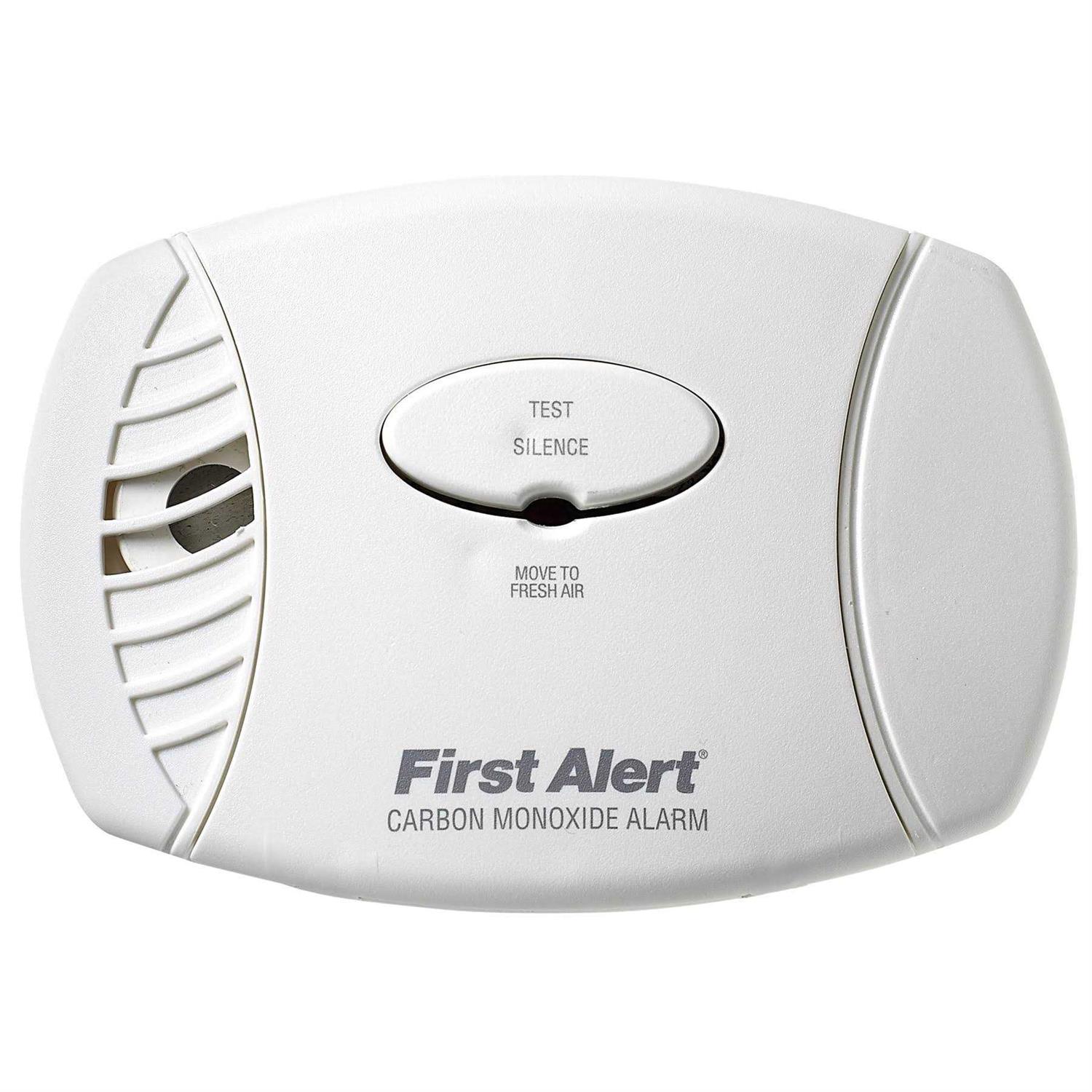 First Alert Co605 Carbon Monoxide Plug-In Alarm Battery Backup