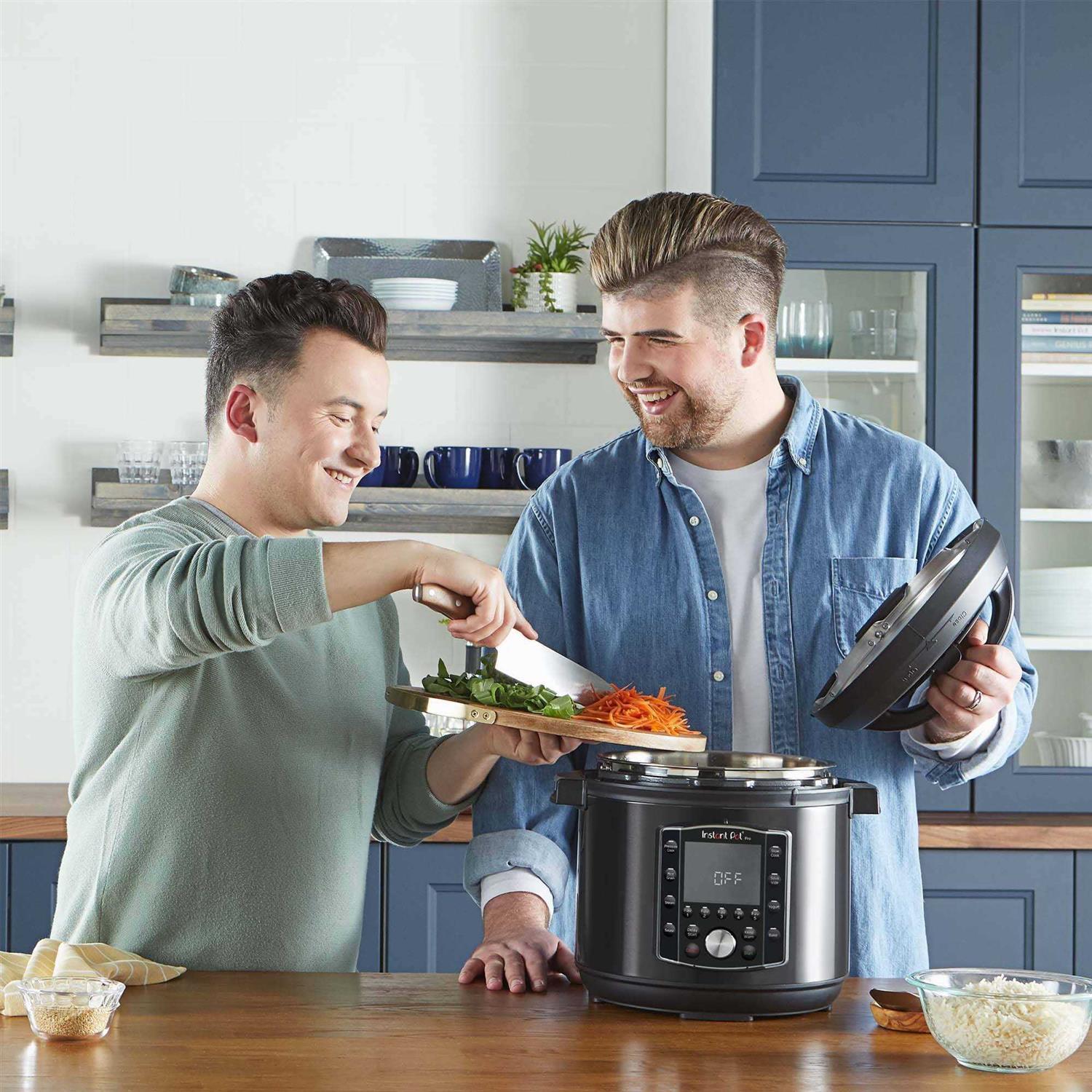 Instant Pot Pro Pressure Cooker