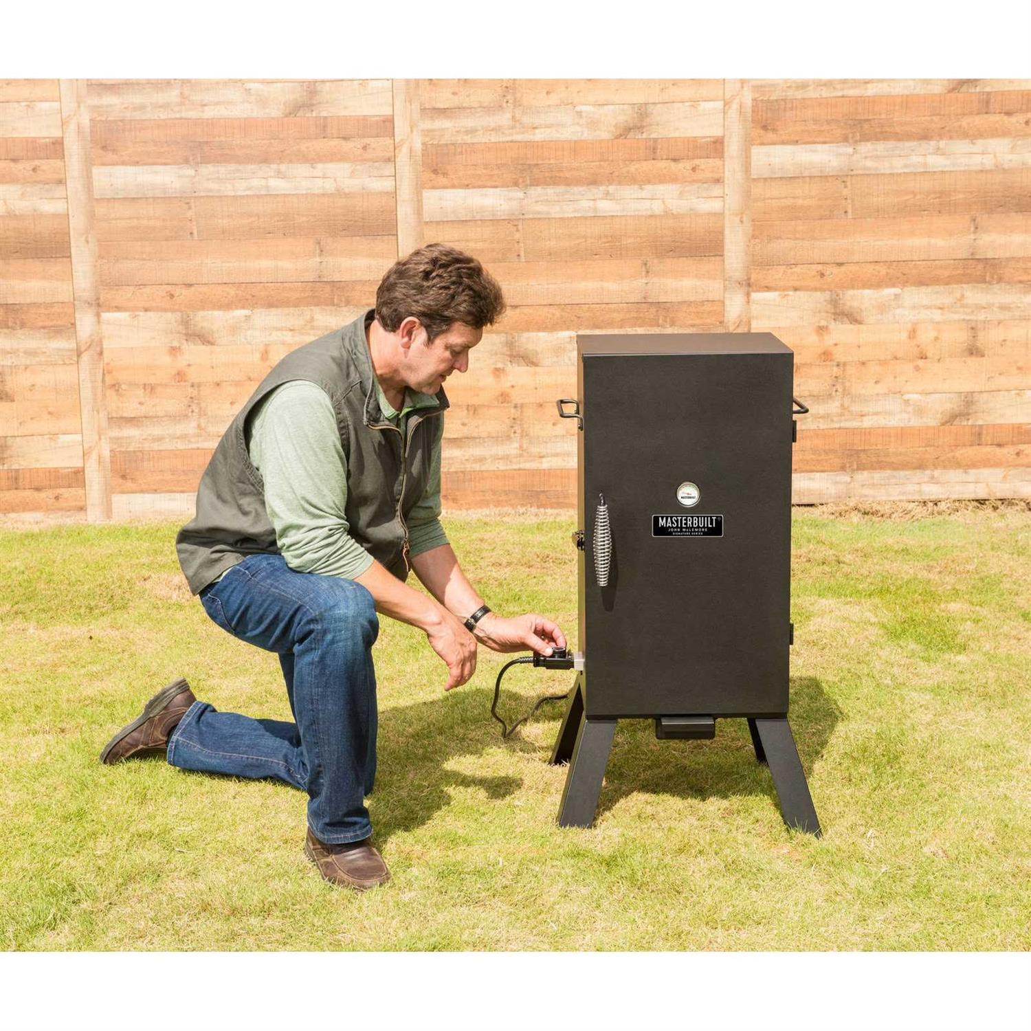 Masterbuilt John McLemore Signature Series Electric Smoker