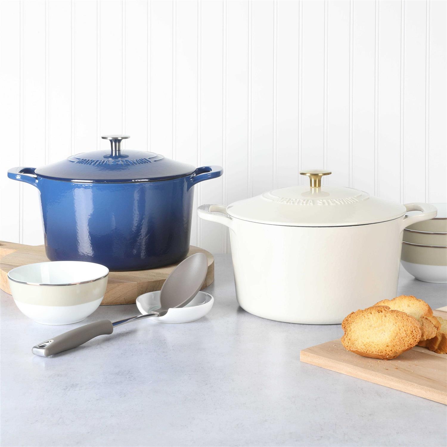 Martha Stewart Gatwick 7 qt Enamel Cast Iron Dutch Oven