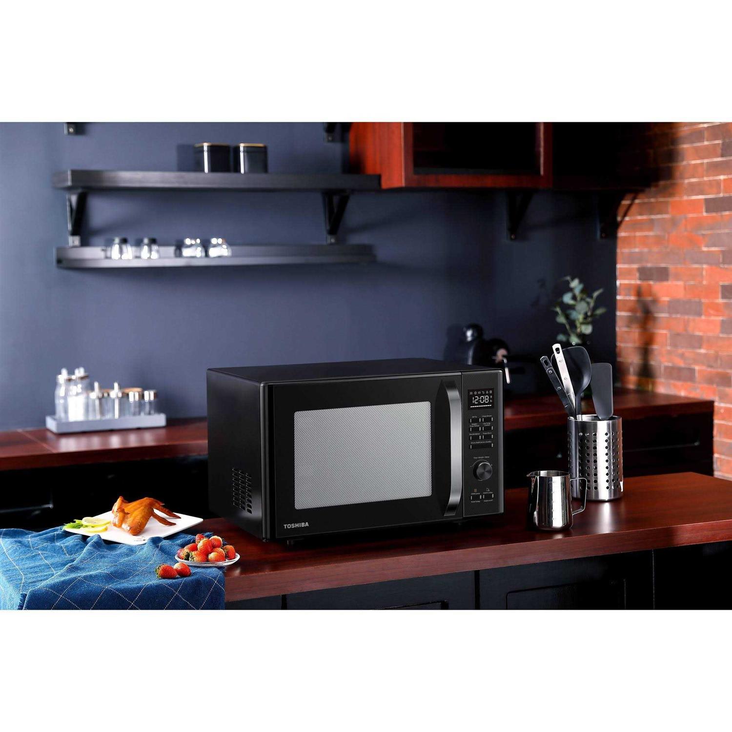Toshiba 1.0 Cu ft Multi-Function 6 in 1 Microwave