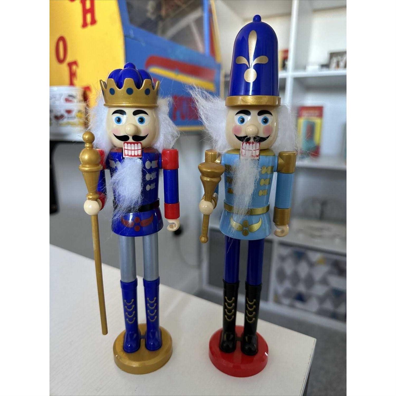Christmas Plastic Nutcracker Soldiers