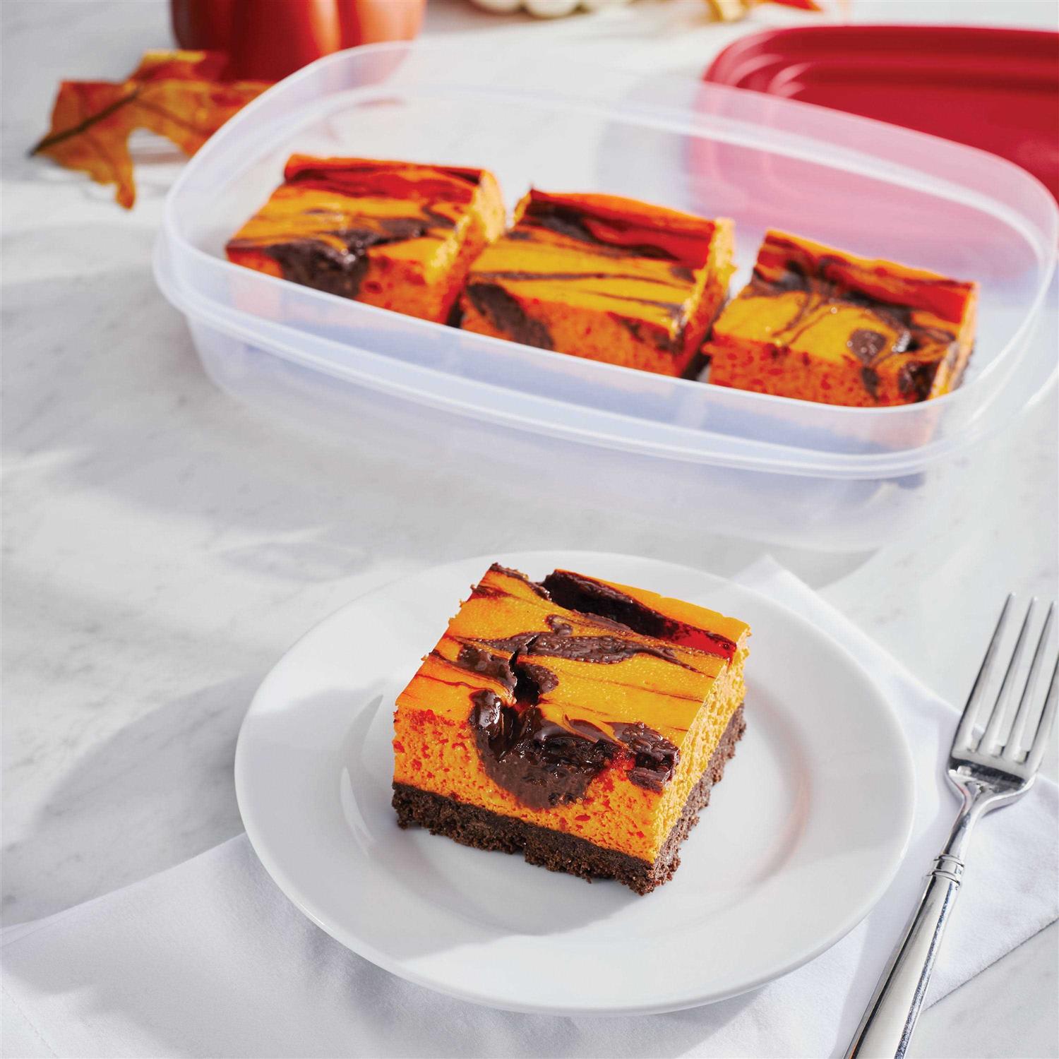 Rubbermaid Easy Find Container