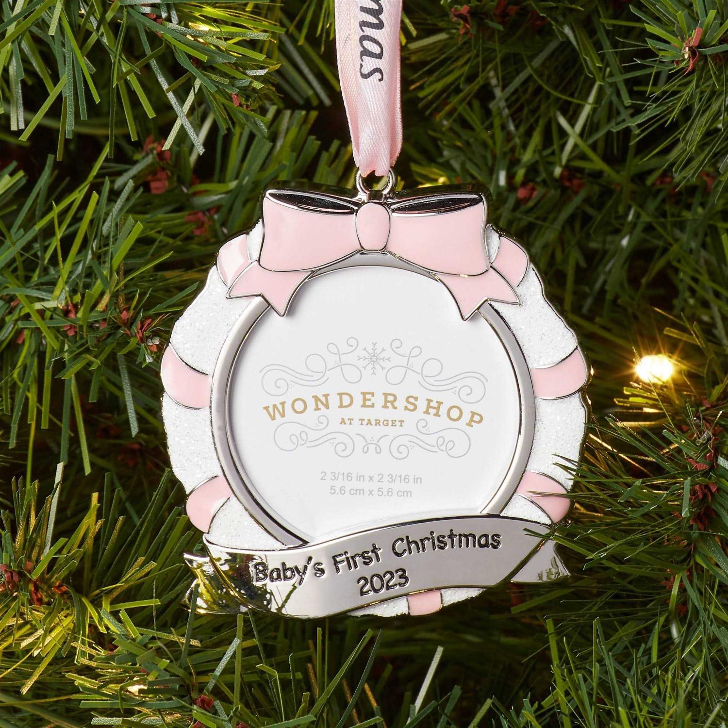 Wondershop Metal ‘2022’ Annual Christmas Tree Ornament