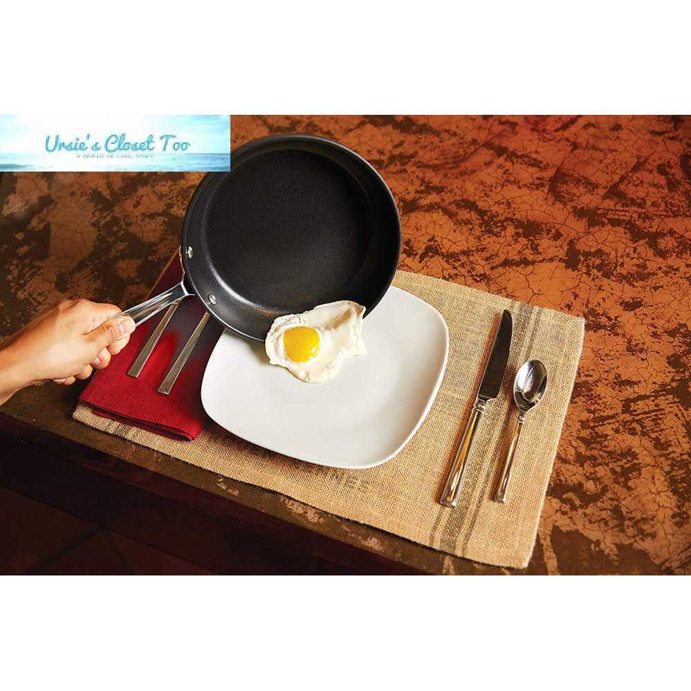 All-Clad HA1 Hard Anodized Nonstick Fry Pan