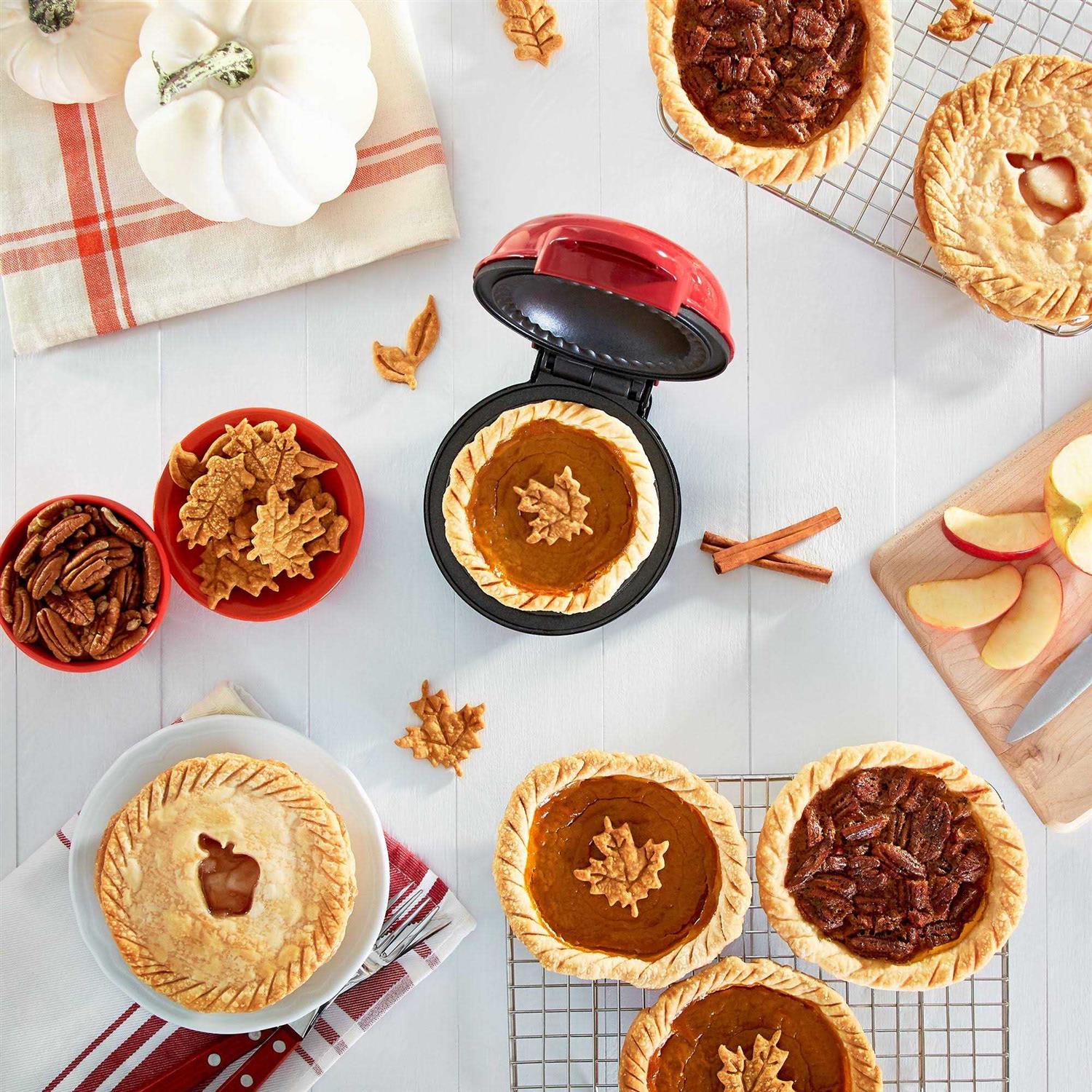 Dash Mini Pie Maker