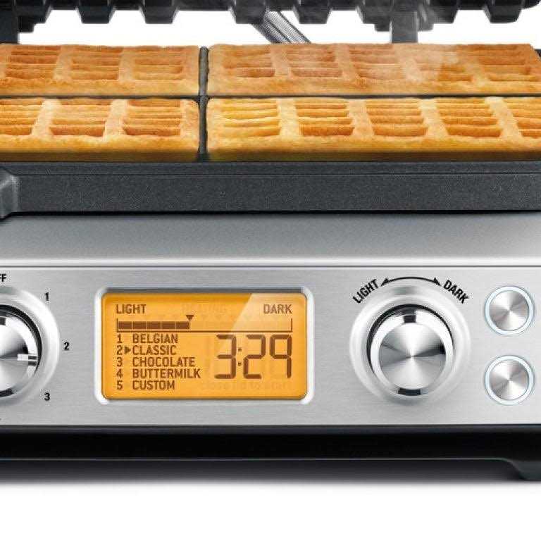Breville BWM640XL Smart 4-Slice Waffle Maker