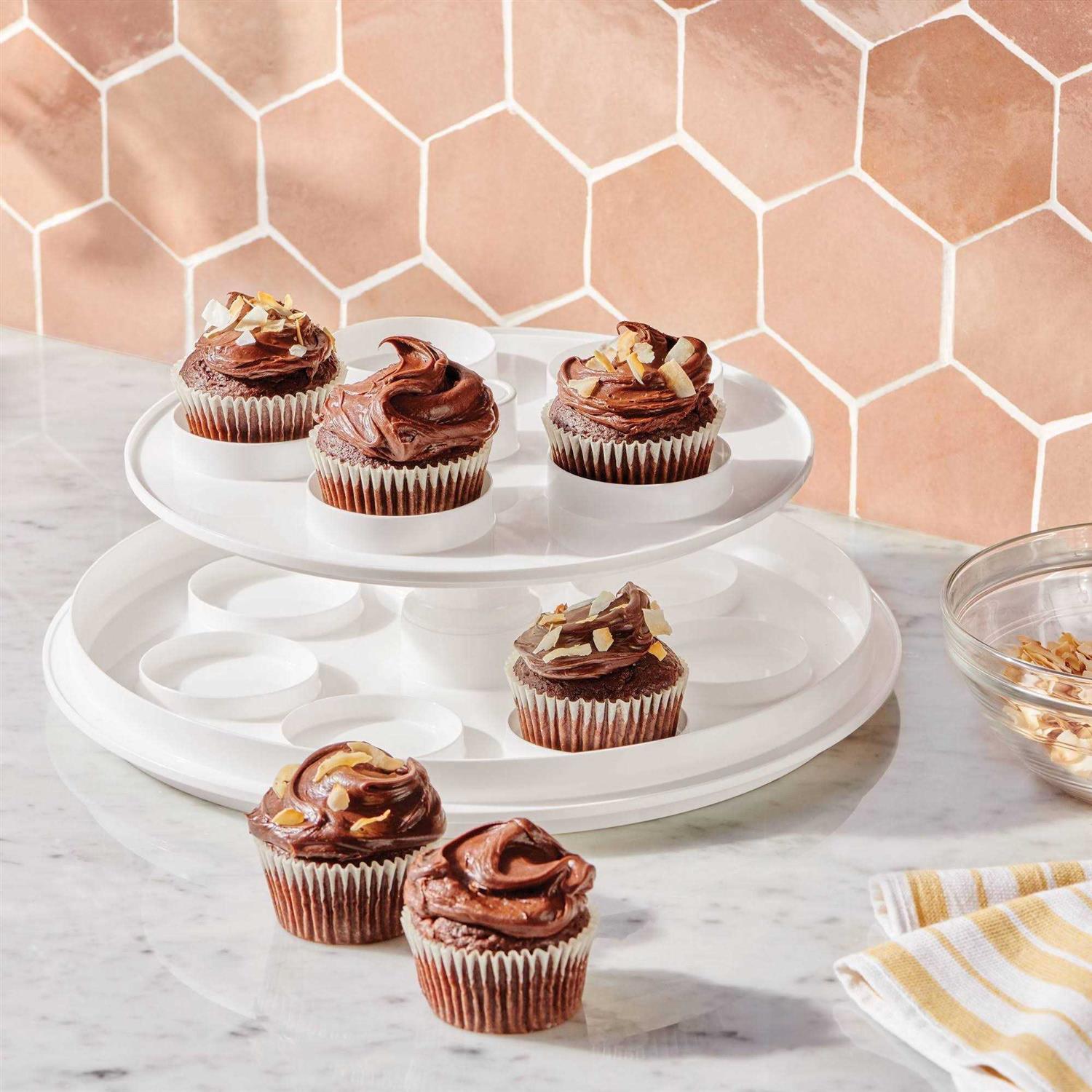 Figmint Round Cake Carrier White/Clear