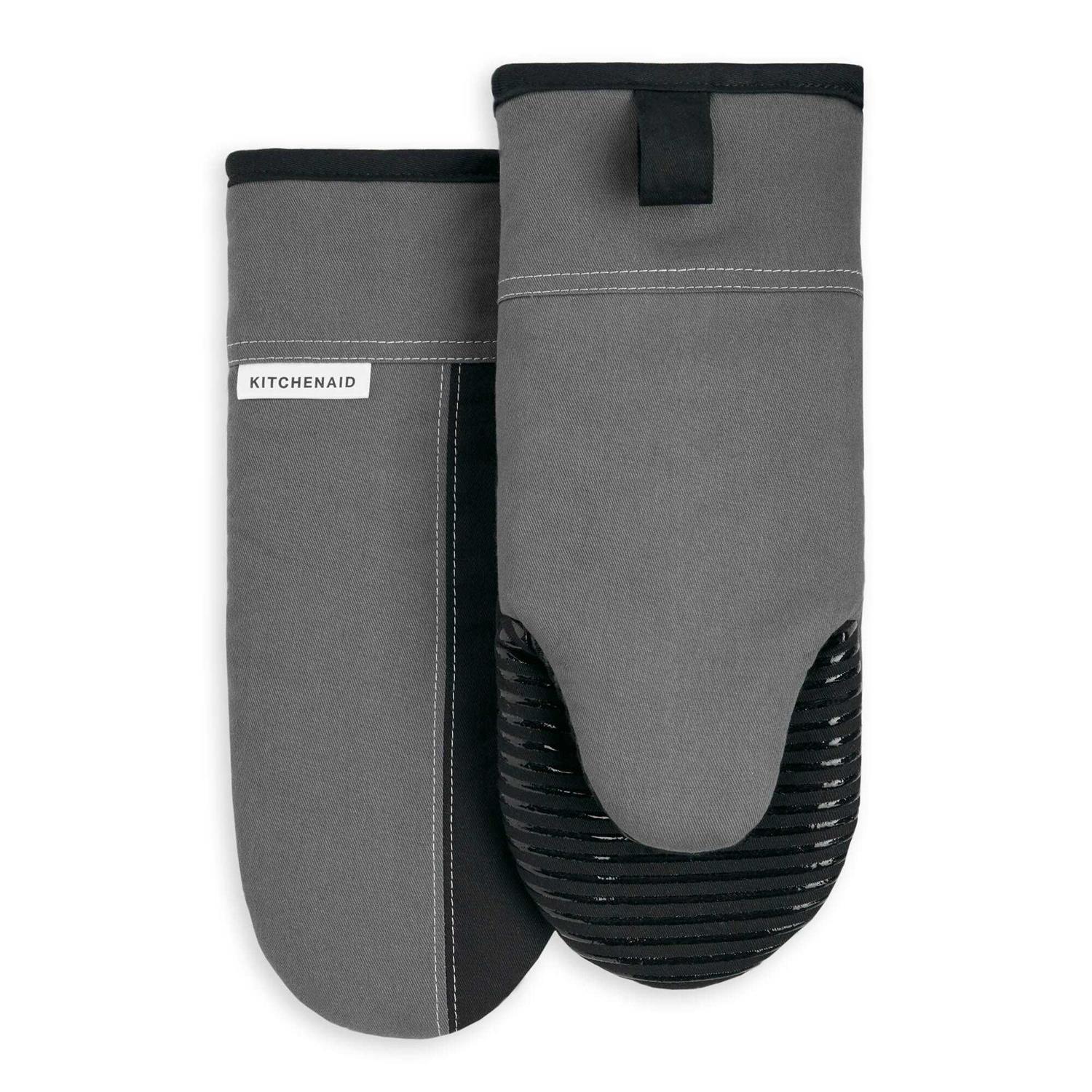 KitchenAid Beacon Two-Tone Oven Mitt Set