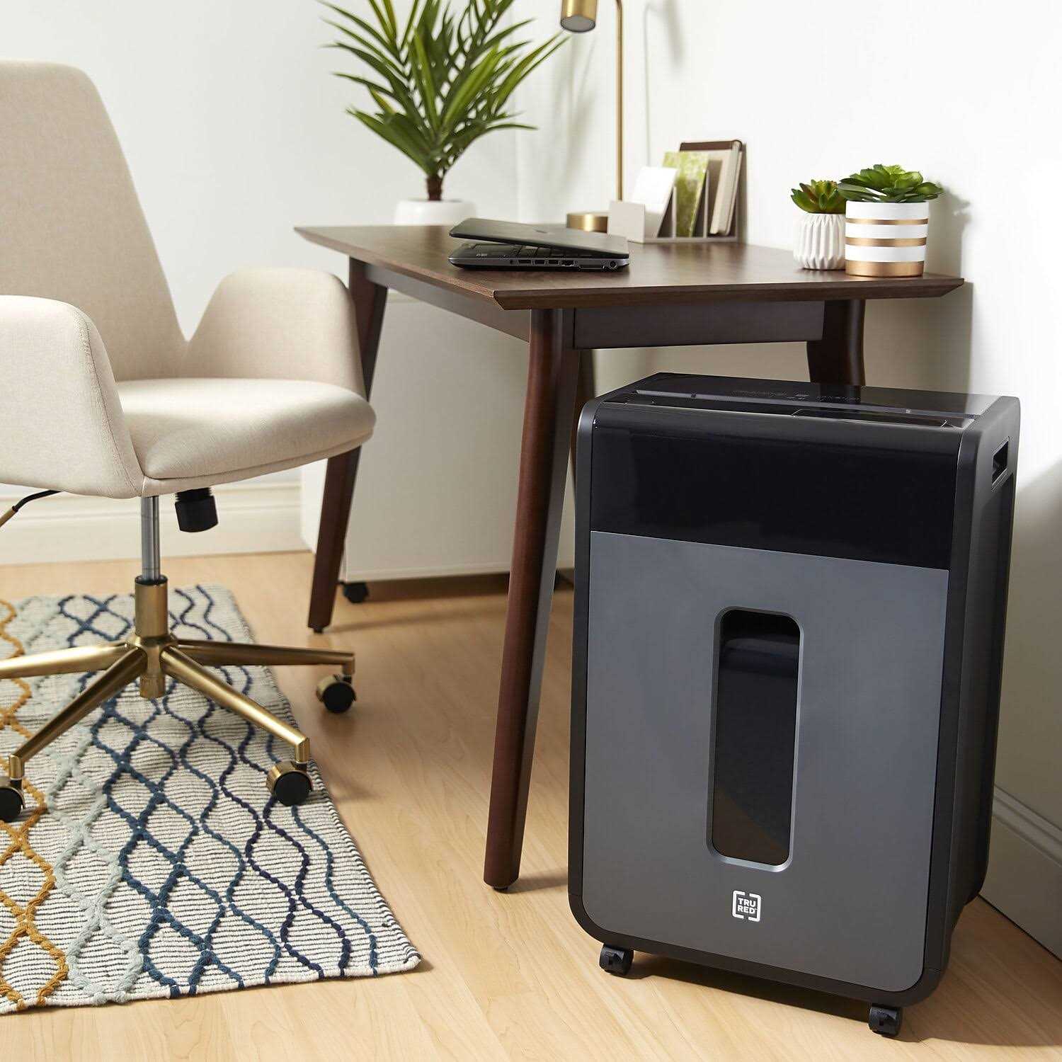 Tru RED 20-Sheet Micro-Cut Commercial Shredder