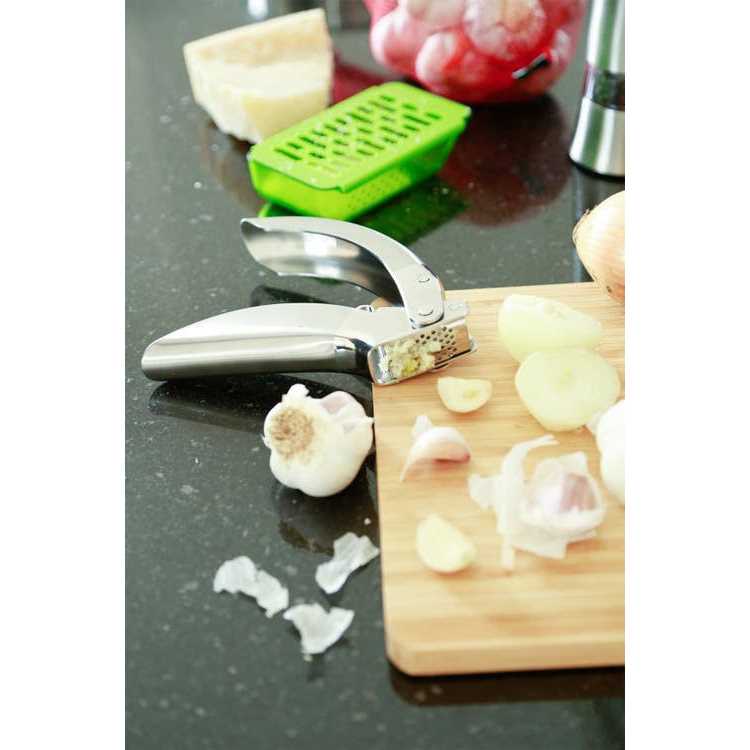 Kuhn Rikon Epicurean Garlic Press