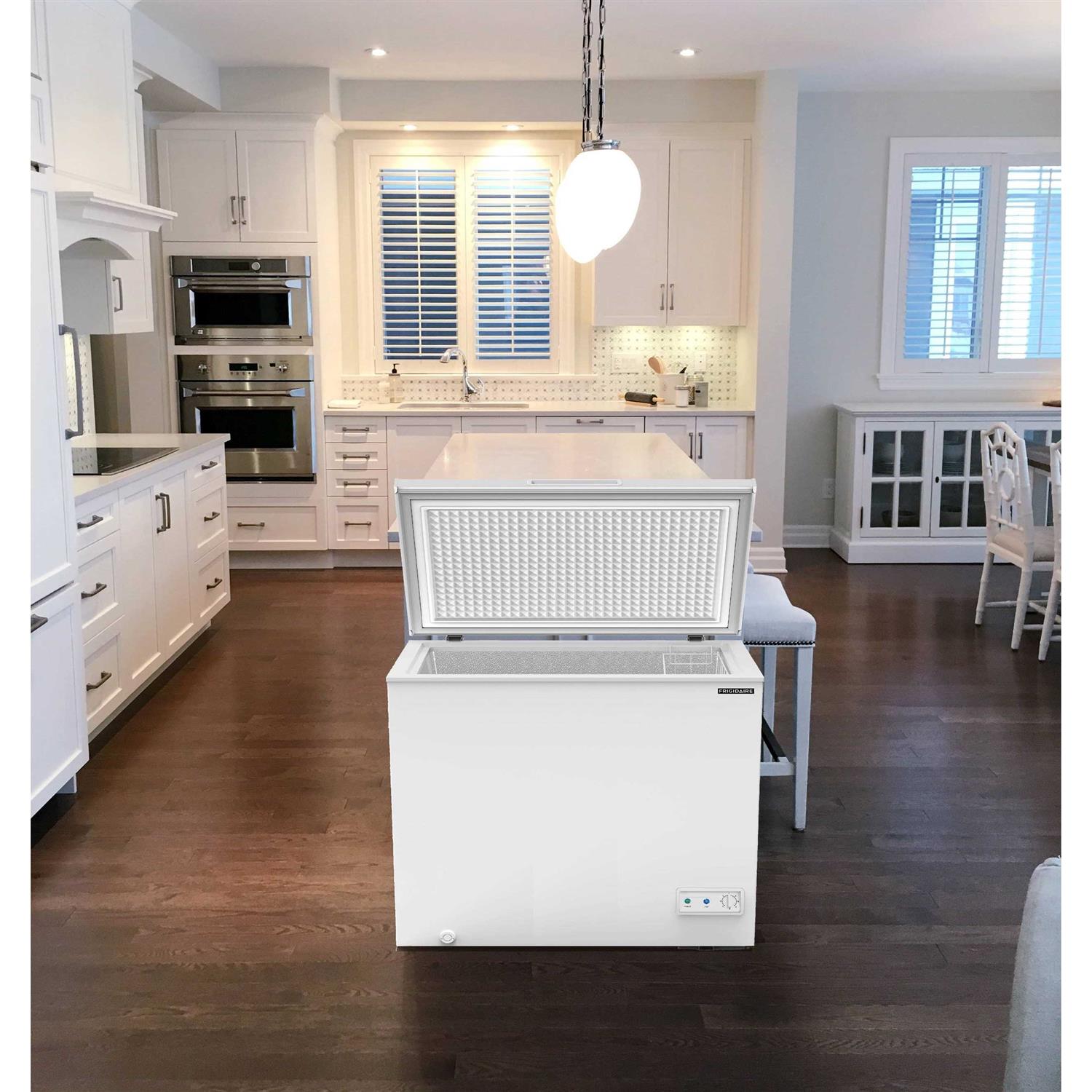 Frigidaire 10.3 Cu. ft. Chest Freezer