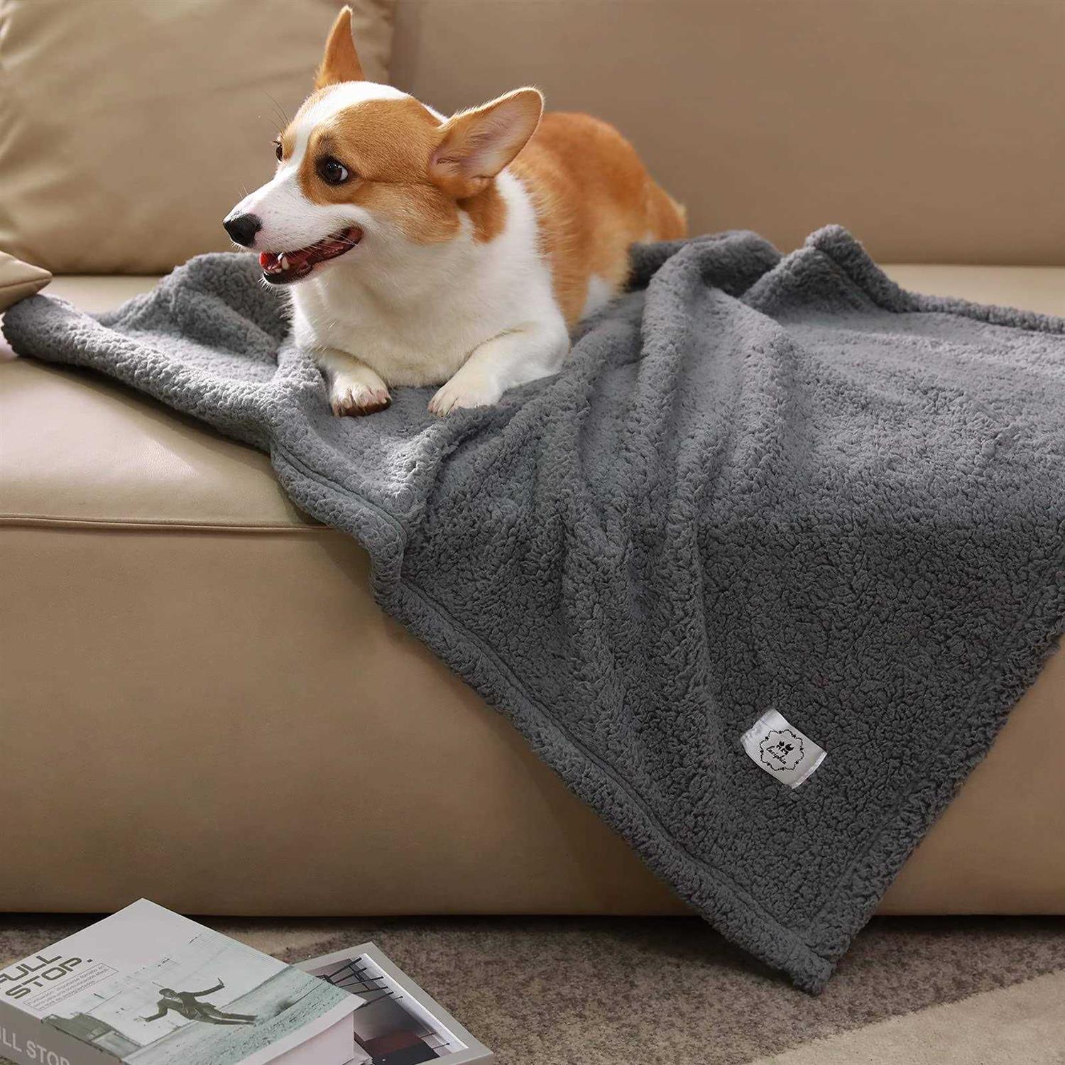 1 Pack 3 Calming Blankets Fluffy Premium Fleece Pet Blanket Soft Sherpa Throw for Dog Puppy Cat