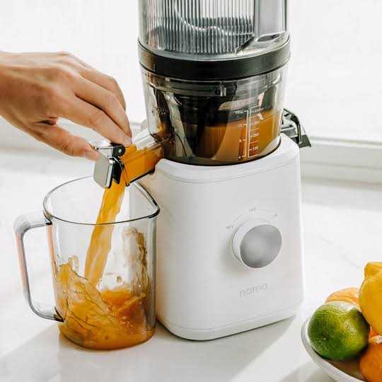 Nama J2 Cold Press Juicer