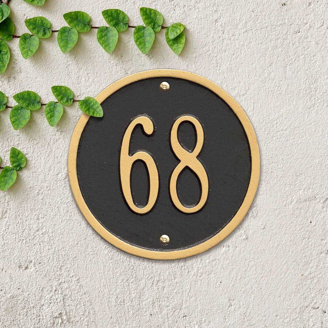 Whitehall Round 1-Line Wall Plaque