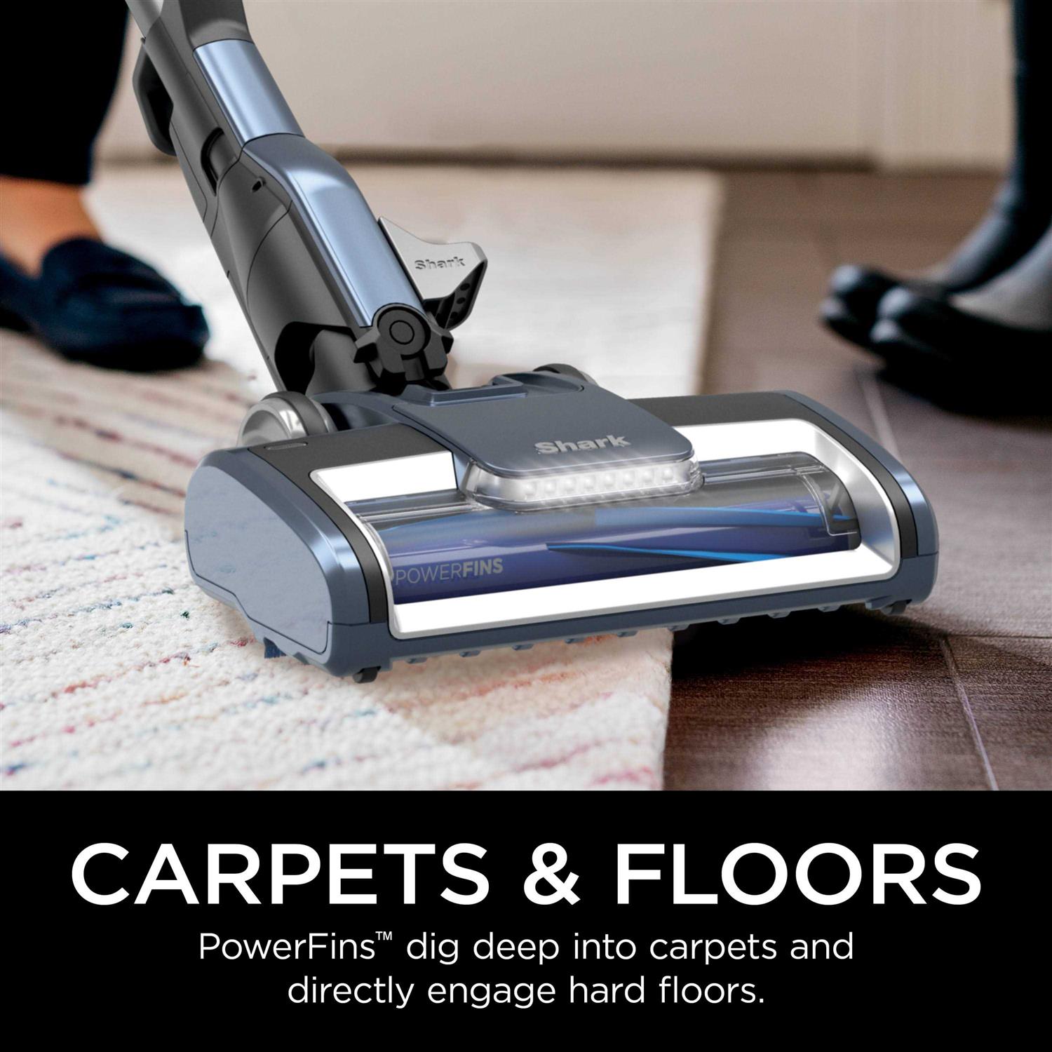 Shark UltraLight Pet Pro HZ600C