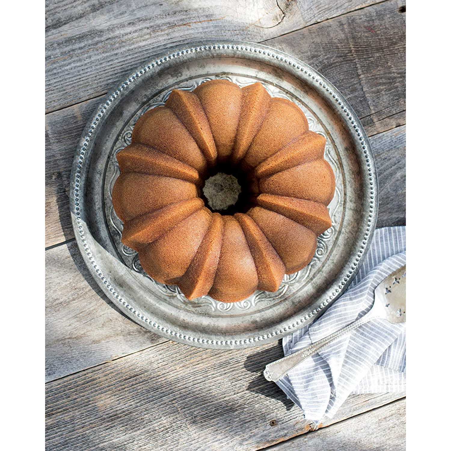 Nordic Ware Original Sparkling Silver Bundt Pan