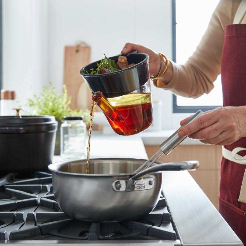 All-Clad d3 Curated 2.5-Quart Saucier with Lid