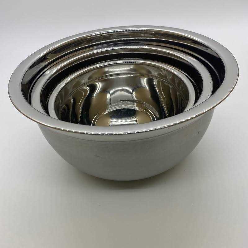 Set of 3 Professional Stainless Steel German Mixing Bowls