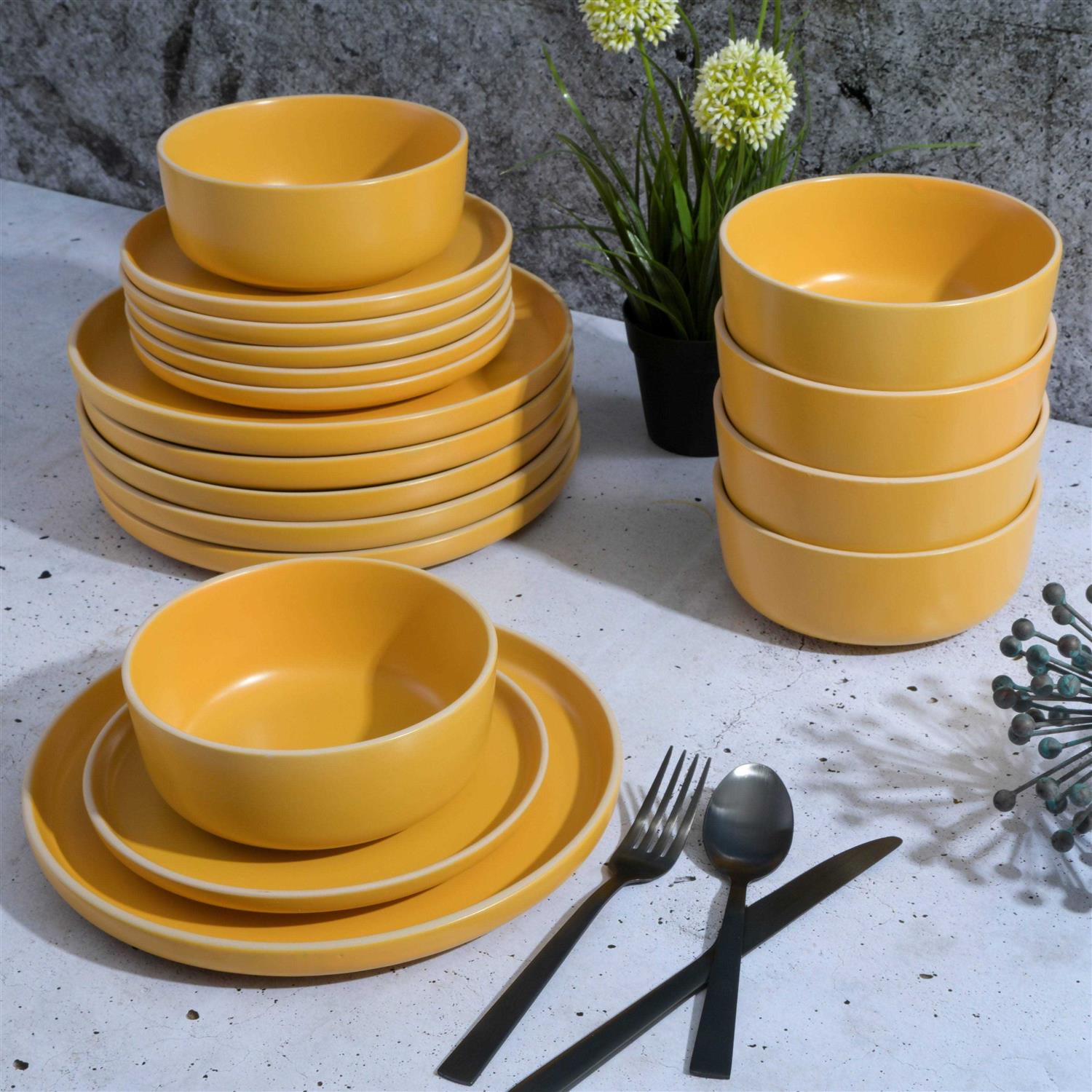 Gibson Home Zuma 18 Piece Dinnerware Set