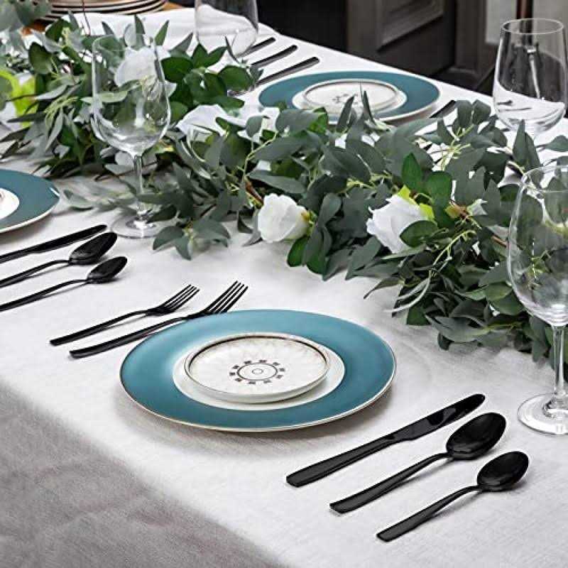 Cambridge 16 Piece Jubilee Flatware Set