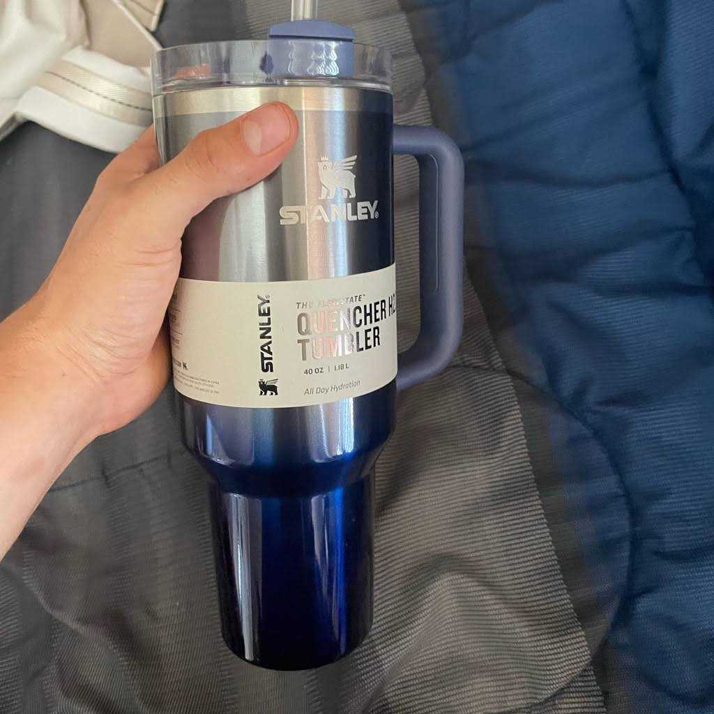 Stanley Dining Stanley 40oz Quencher H2.0 Flowstate Tumbler Gradient