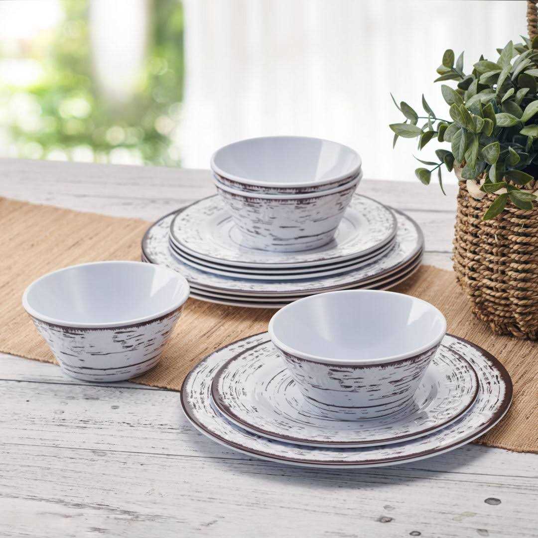 Pfaltzgraff Trellis 16-Piece White Dinnerware Set