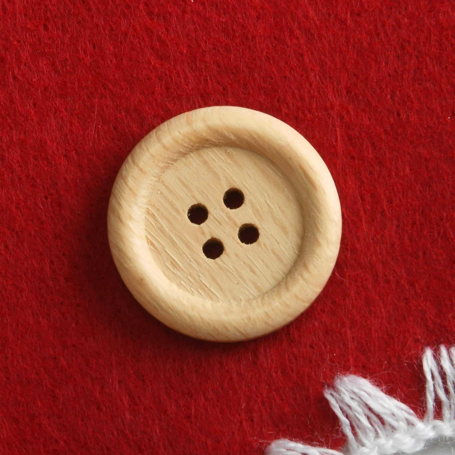 National Tree Company General Store Scalloped Red Christmas Tree Skirt