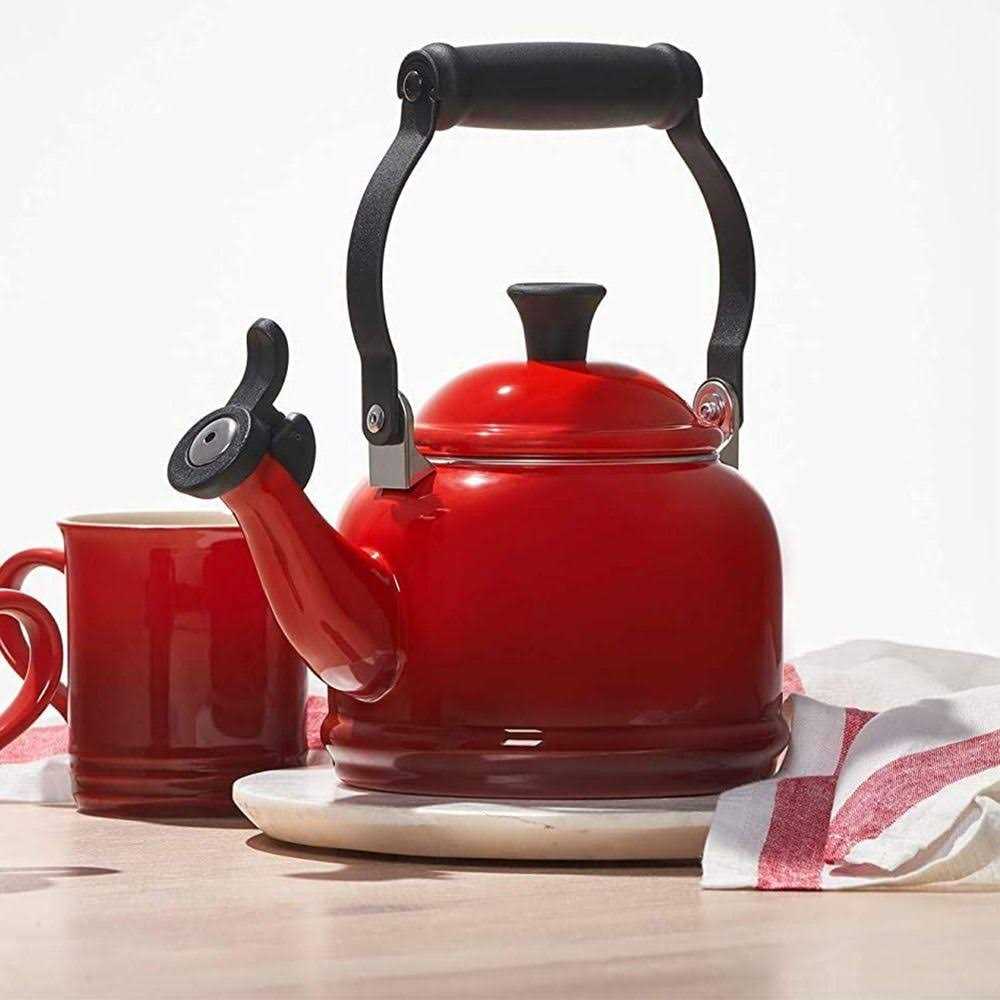 Le Creuset 1.25 Demi Kettle